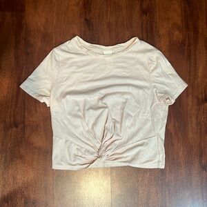 light pink soft and light H&M T-shirt with knot in front
